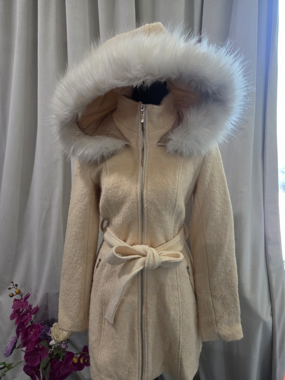 Vintage Guess Cream Hooded Trench Coat with Faux Fur Trim